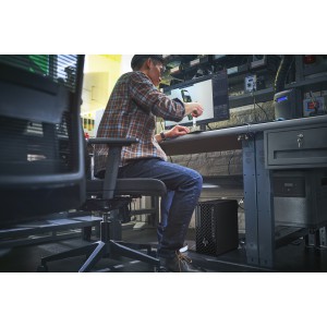 HP Z1 Tower G1i Intel Core Ultra 5 225 16 GB DDR5-SDRAM 1 TB SSD Windows 11 Pro Stazione di lavoro AI Workstation, AI PC Nero